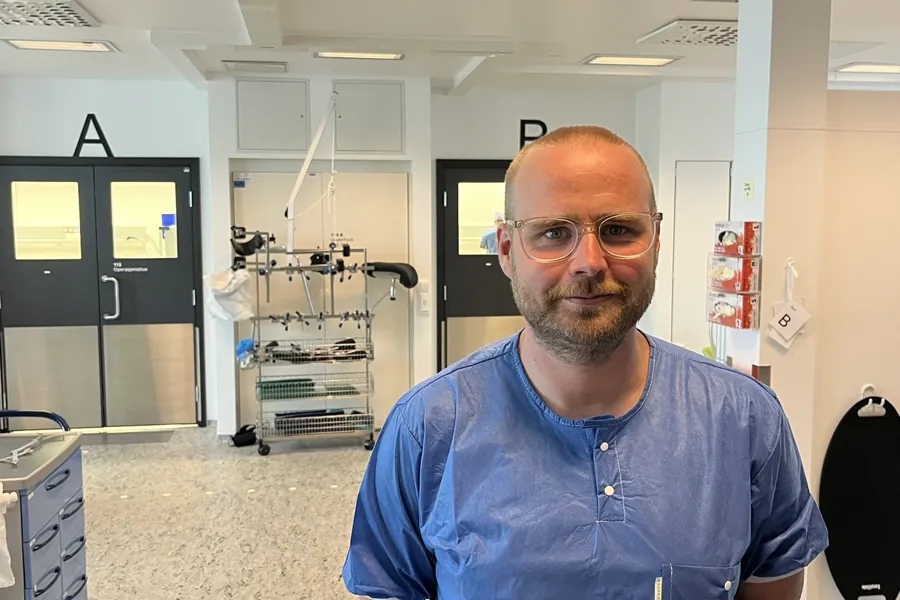 Ortoped Åsmund Glette i HSRs operasjonslokaler
